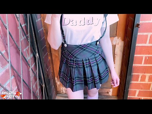 ❤️ Scolara Succhia u so cazzo profondamente è scopa invece di classi. ☑ Video sessu à co.naughtyhentai.ru