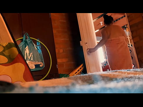 ❤️ U mo ziu mi seguita in a doccia, mi scopa mentre mi pigliu una doccia. ☑ Video sessu à co.naughtyhentai.ru