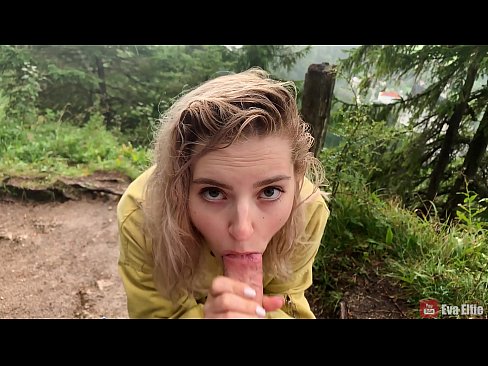 ❤️ Ragazza ingoia cum dopu un pompino publicu - Eva Elfi ☑ Video sessu à co.naughtyhentai.ru
