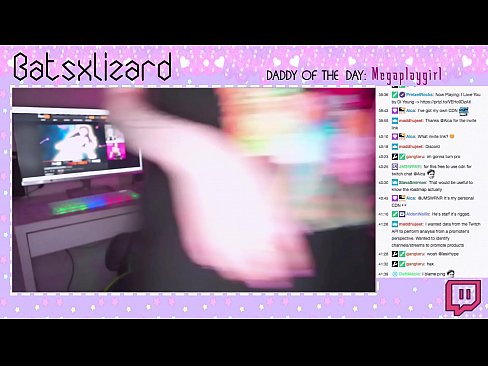 ❤️ U GAMER s'hè scurdatu di disattivà u flussu è squirted LIVE ON AIR ☑ Video sessu à co.naughtyhentai.ru